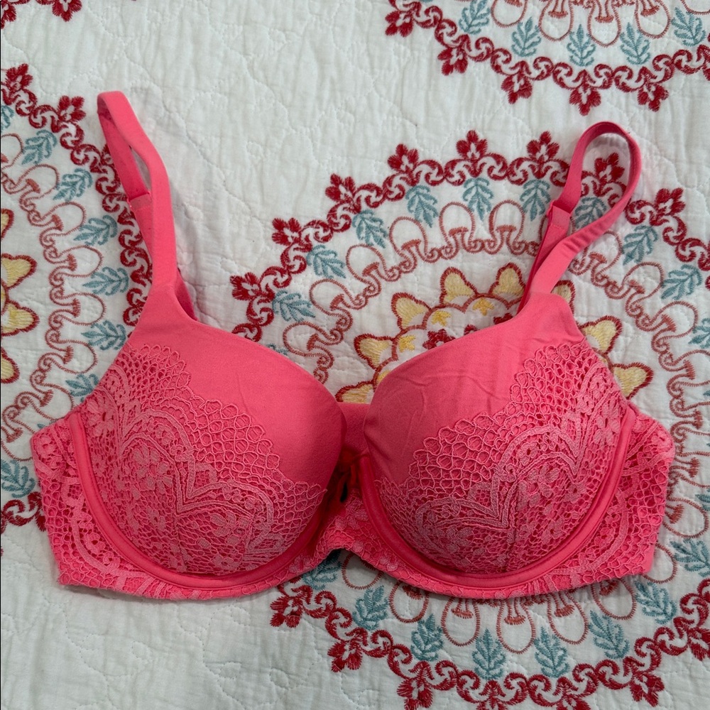 Victoria’s Secret Pink Lace Women's Bra